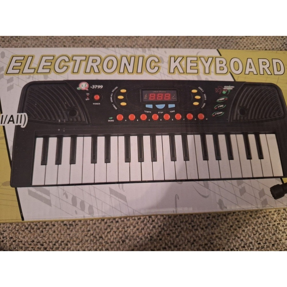 Electronic Keyboard 3799A w/Mic, Great For Circuit Bending‎